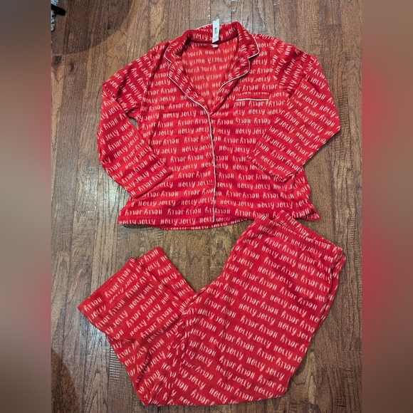 Joe Fresh Pyjama Set Woman's XXL- Fleece Red Christmas Holy Jolly Pyjamas NWT - Picture 1 of 8